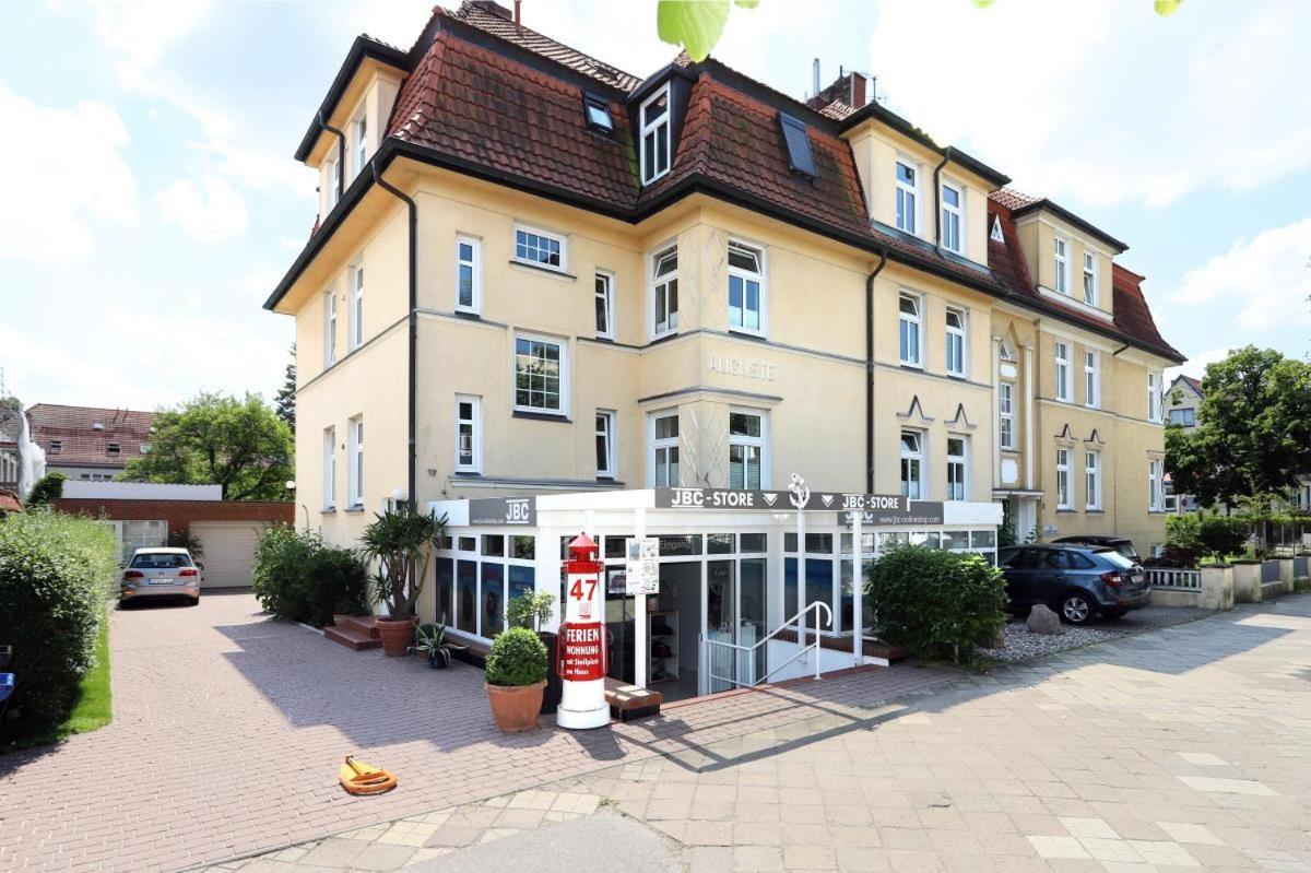 Appartement & Ferienwohnungen Thiess Росток Екстер'єр фото