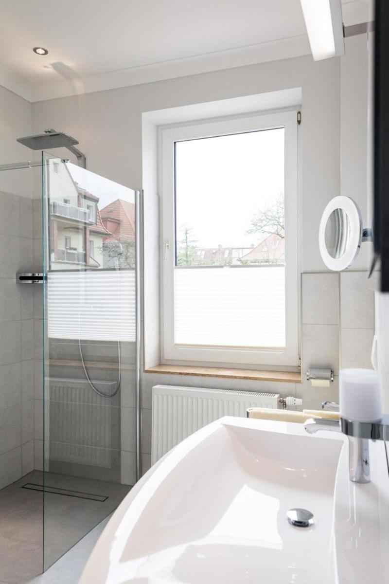 Appartement & Ferienwohnungen Thiess Росток Екстер'єр фото
